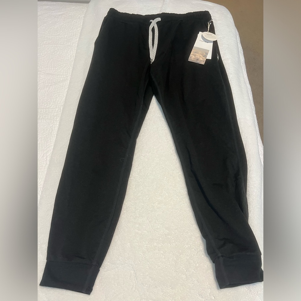 Vuori Performance Jogger